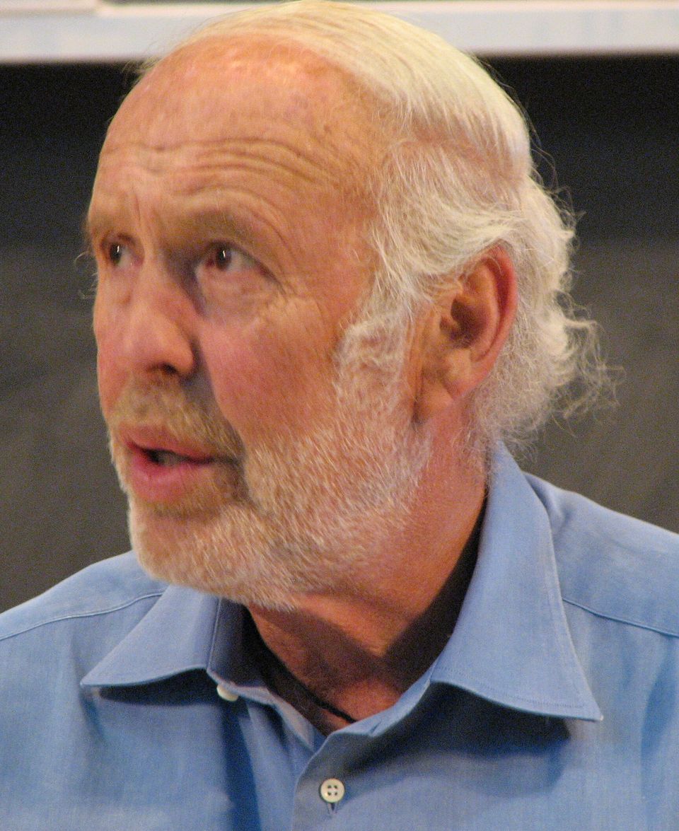 Jim Simons giving a lecture at the Mathematical Sciences Research Institute, May 2007