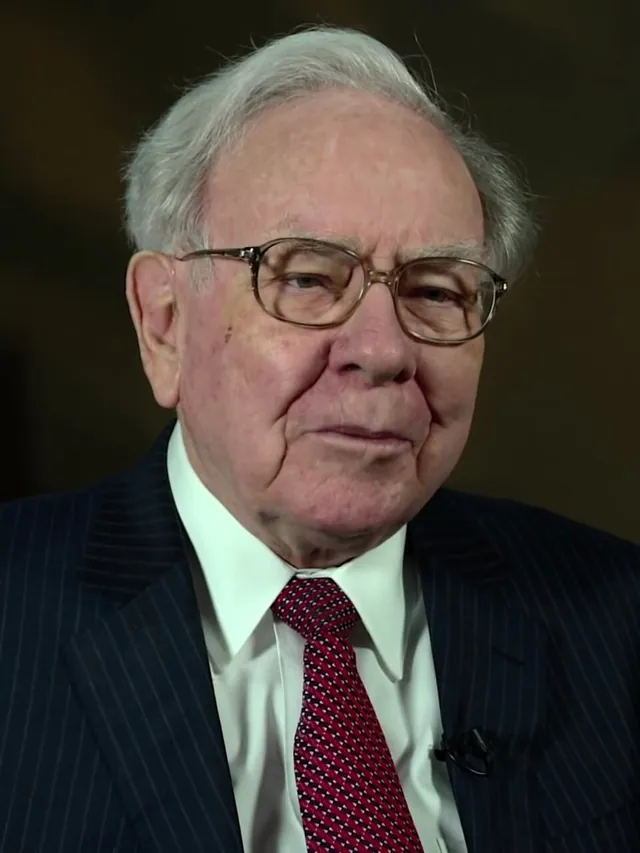 Warren Buffett photographed at the SelectUSA Investment Summit in 2015